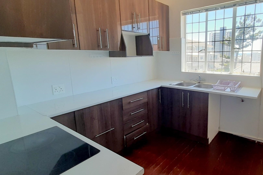 2 Bedroom Property for Sale in Sea Point Western Cape